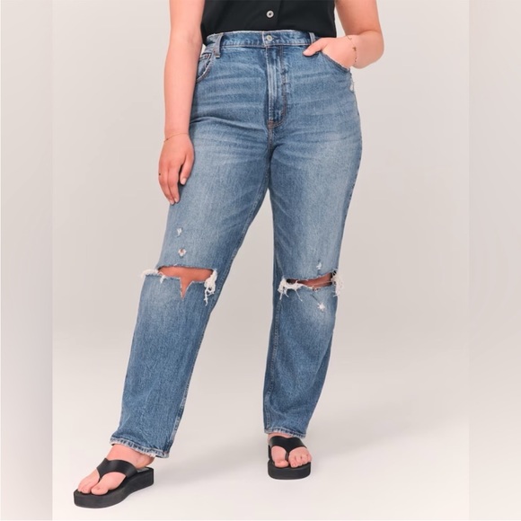 Abercrombie & Fitch Denim - Abercrombie & Fitch jeans 90s straight ultra high rise destroyed knees 12 / 31